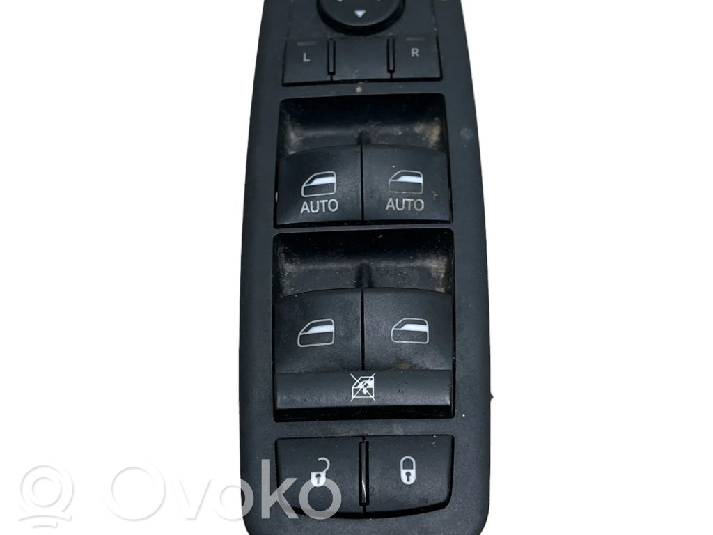 Electric window control switch   10123670
