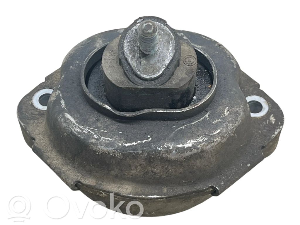 Engine mount bracket   3400341,011204