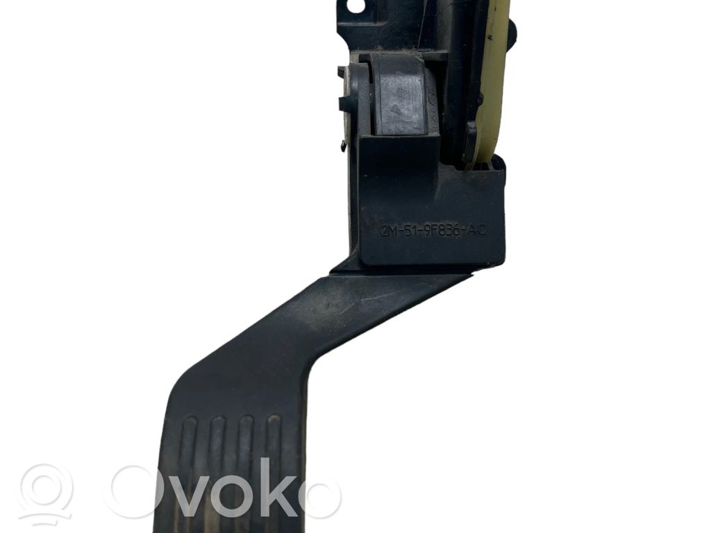 Ford Focus Accelerator throttle pedal 