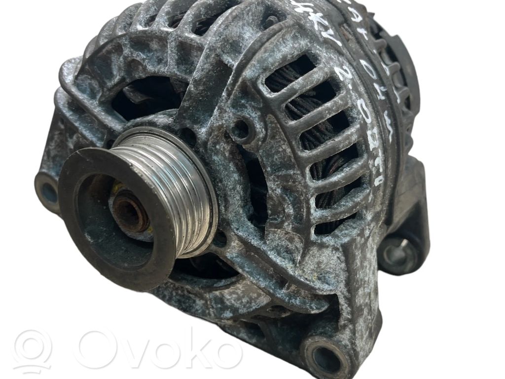 Opel Zafira A Alternator 