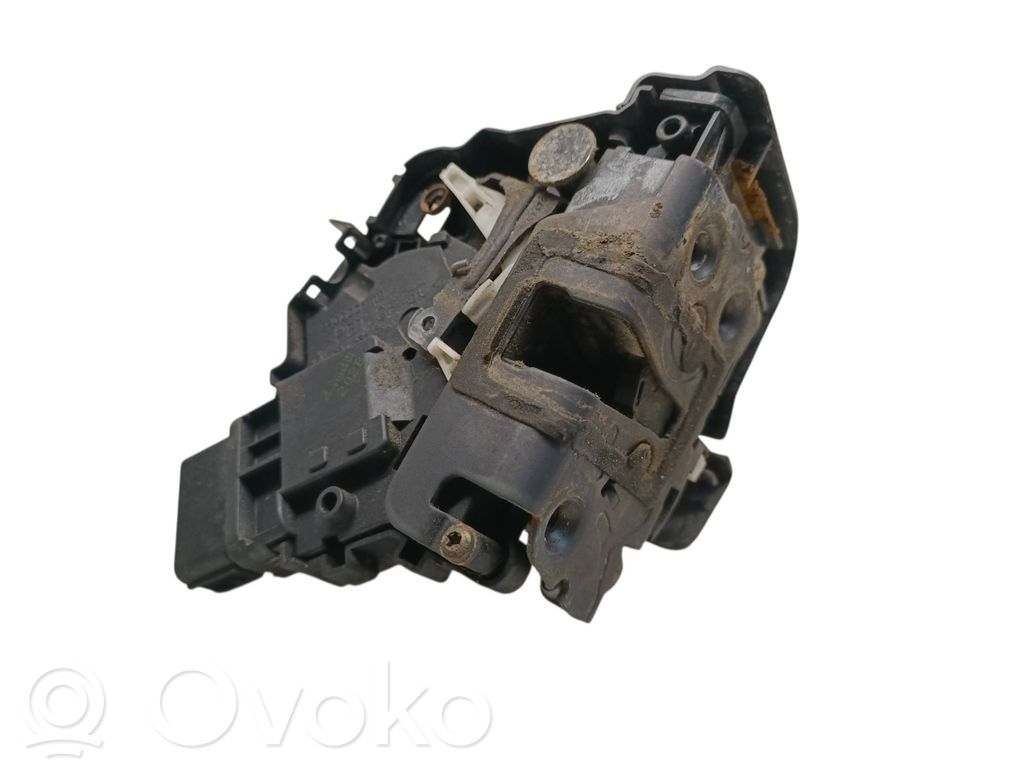 Ford Focus Front door lock 