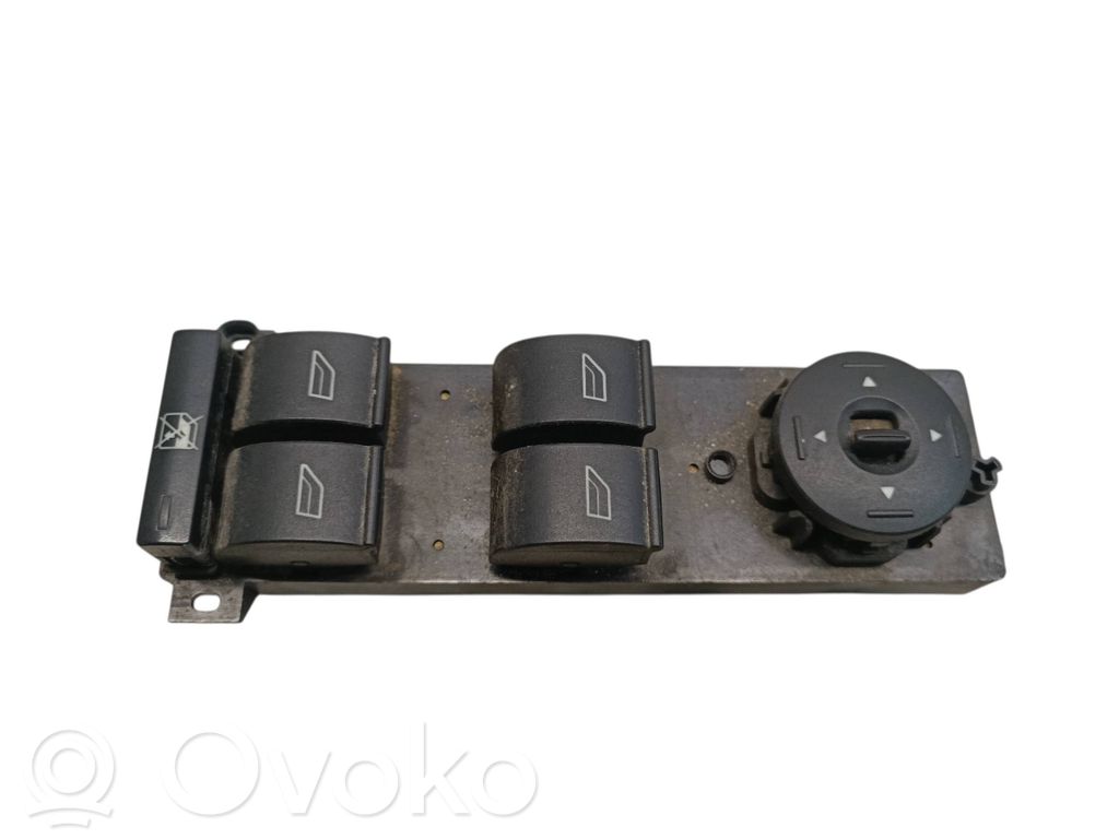 Ford Focus Interruptor del elevalunas eléctrico 
