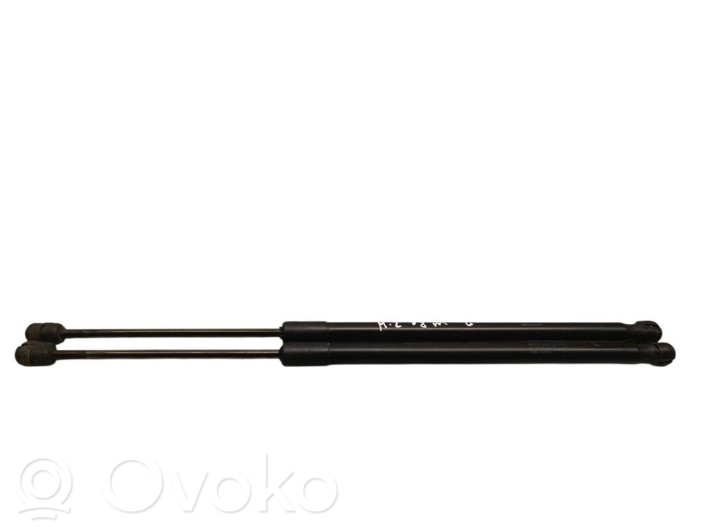 Mazda 2 Tailgate/trunk strut/damper 