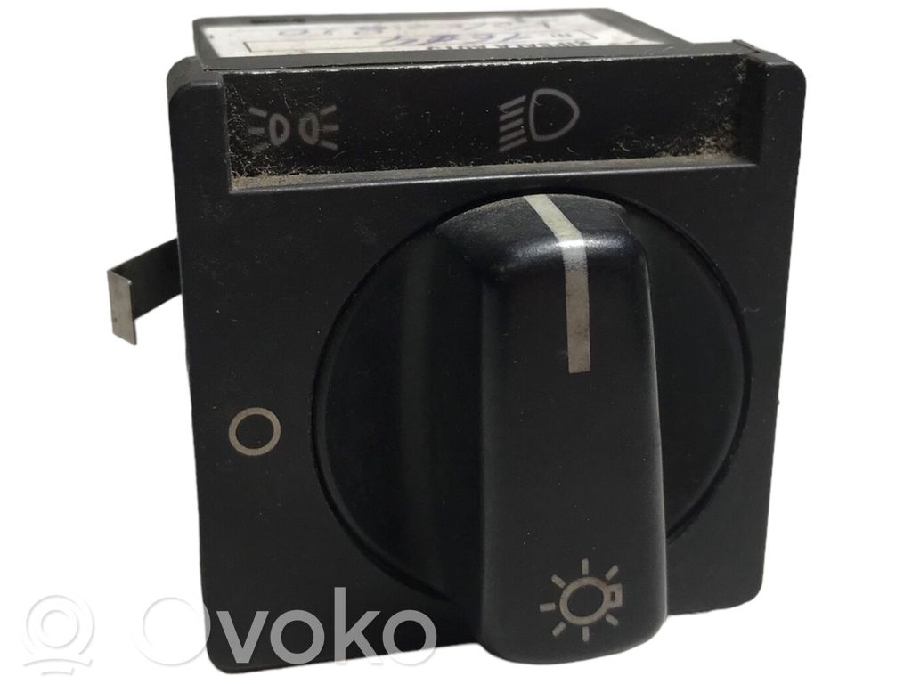 Light switch   3523009,501452
