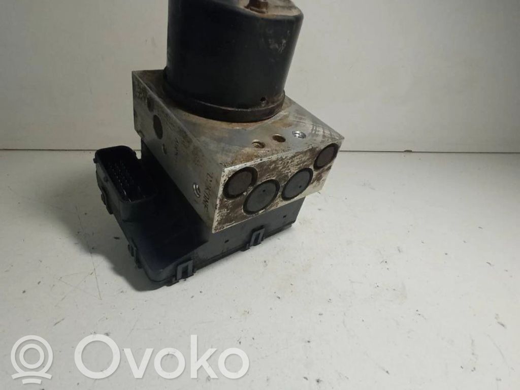 Hyundai Santa Fe ABS Pump 