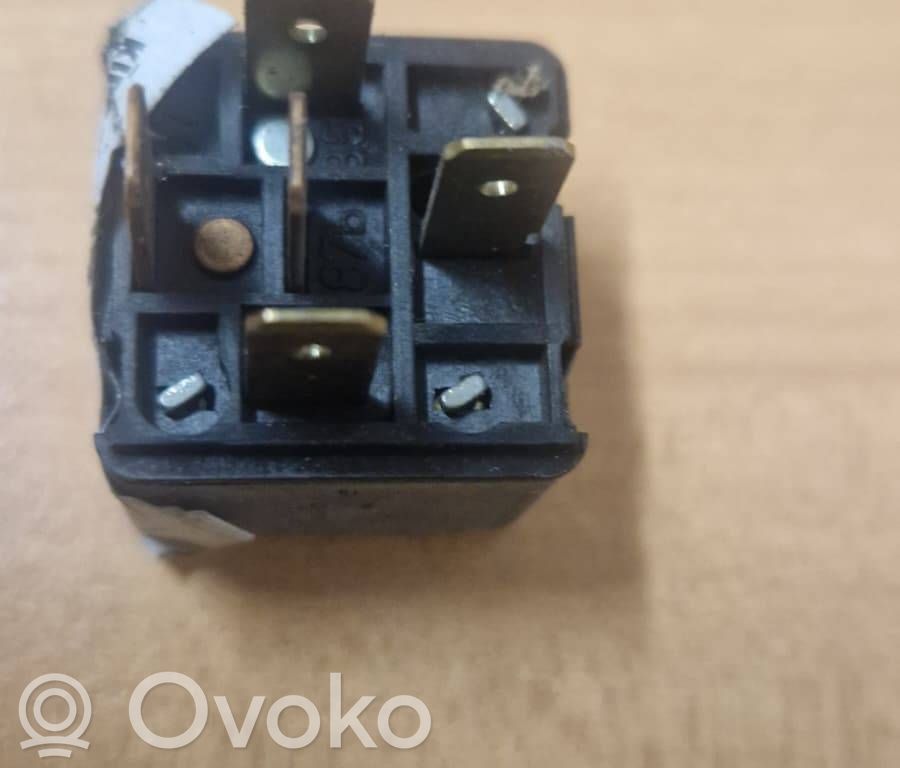 Saab 9000 CS Other relay 