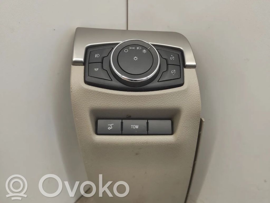 Ford Explorer V Light switch 