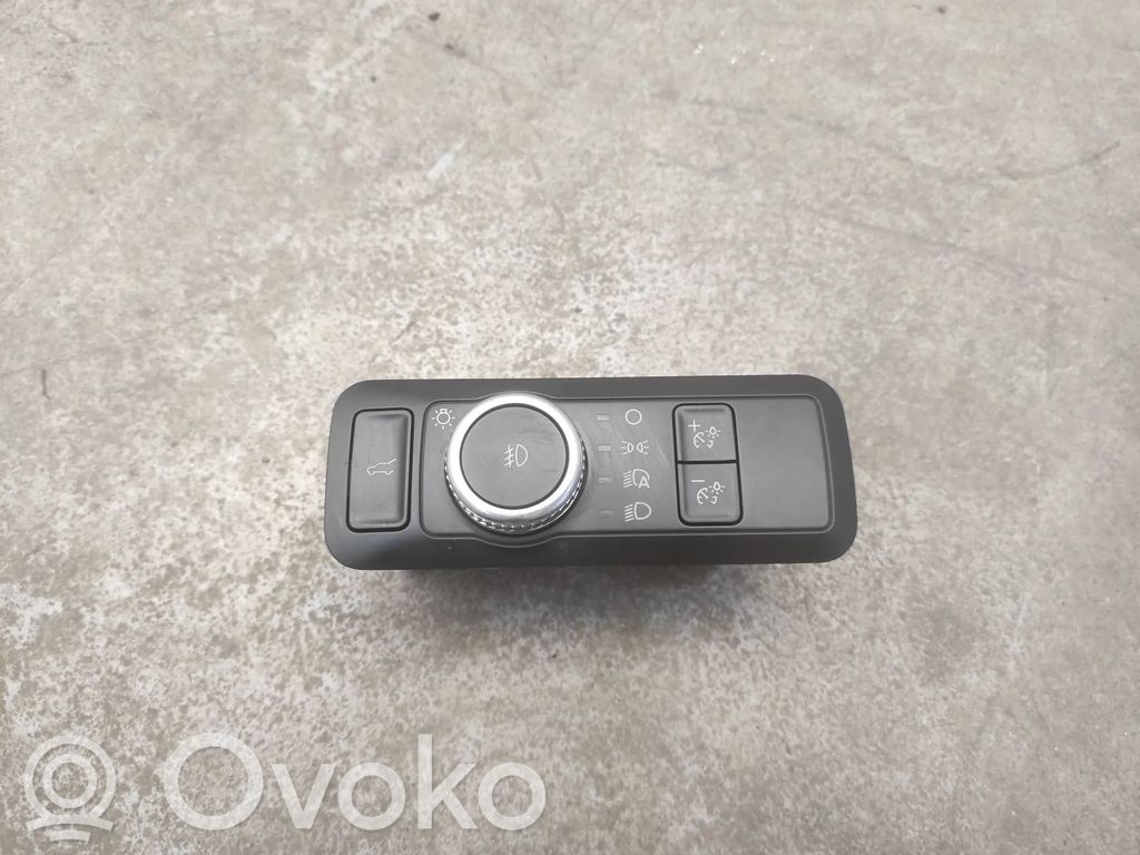 Ford Explorer VI Light switch 