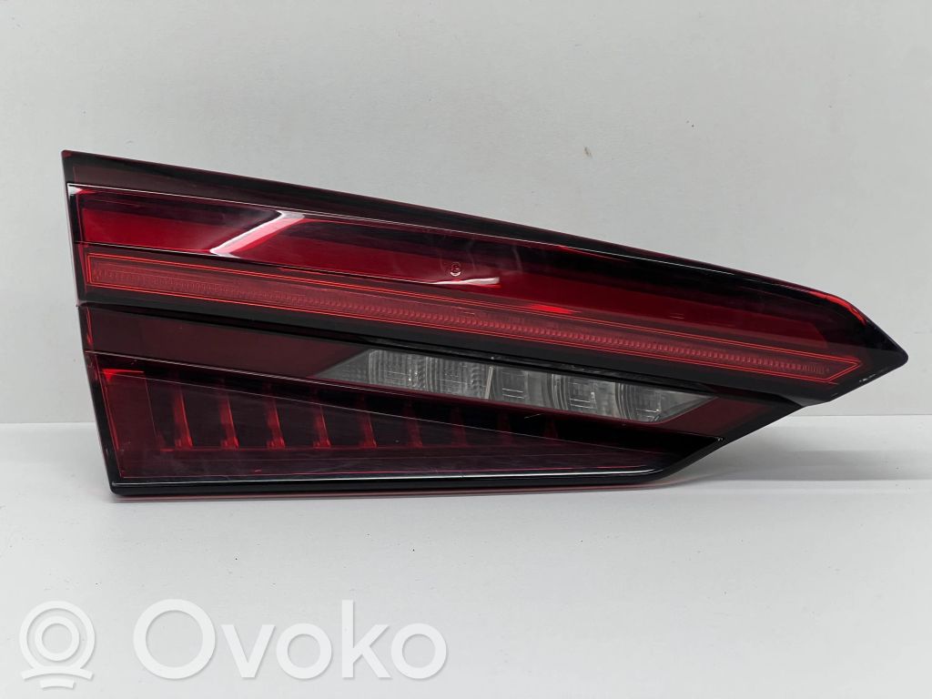 Audi A5 Luci posteriori del portellone del bagagliaio 