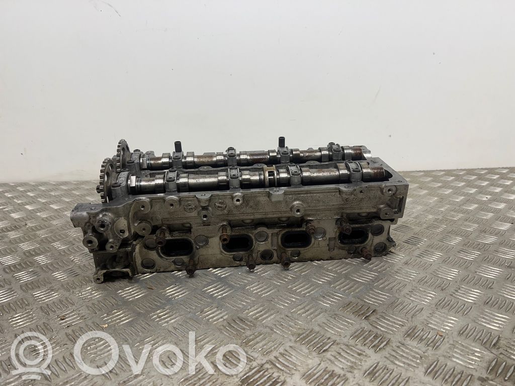 Mercedes-Benz B W246 W242 Engine head 