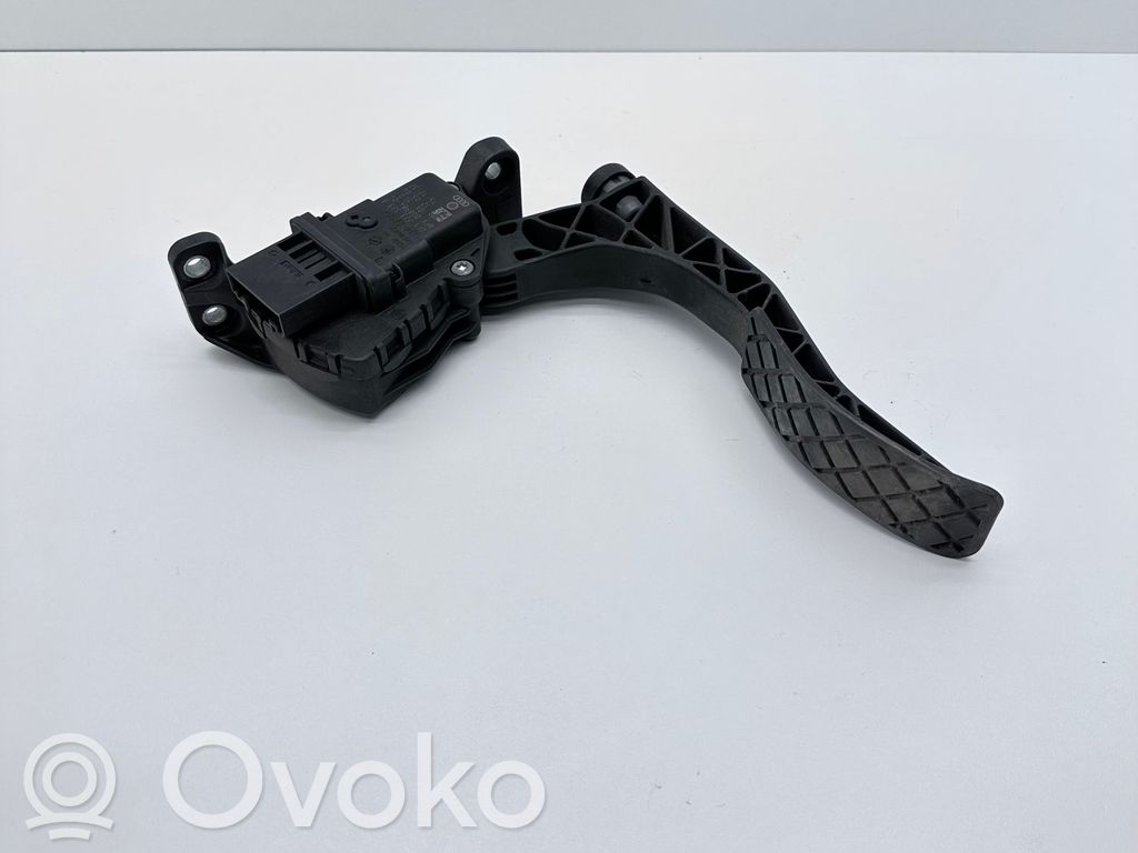 Audi A6 S6 C6 4F Akceleratoriaus pedalas 