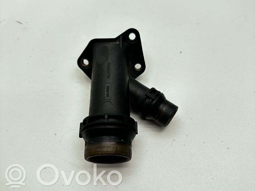 BMW 5 E39 Engine coolant pipe/hose 