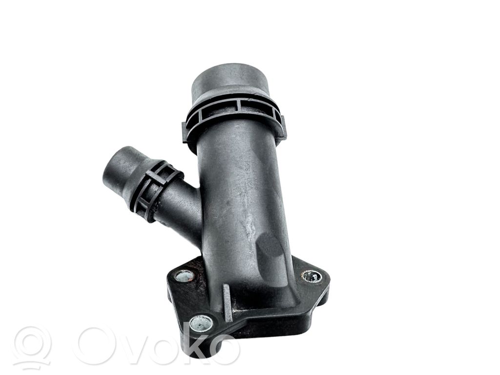 BMW 5 E39 Engine coolant pipe/hose 