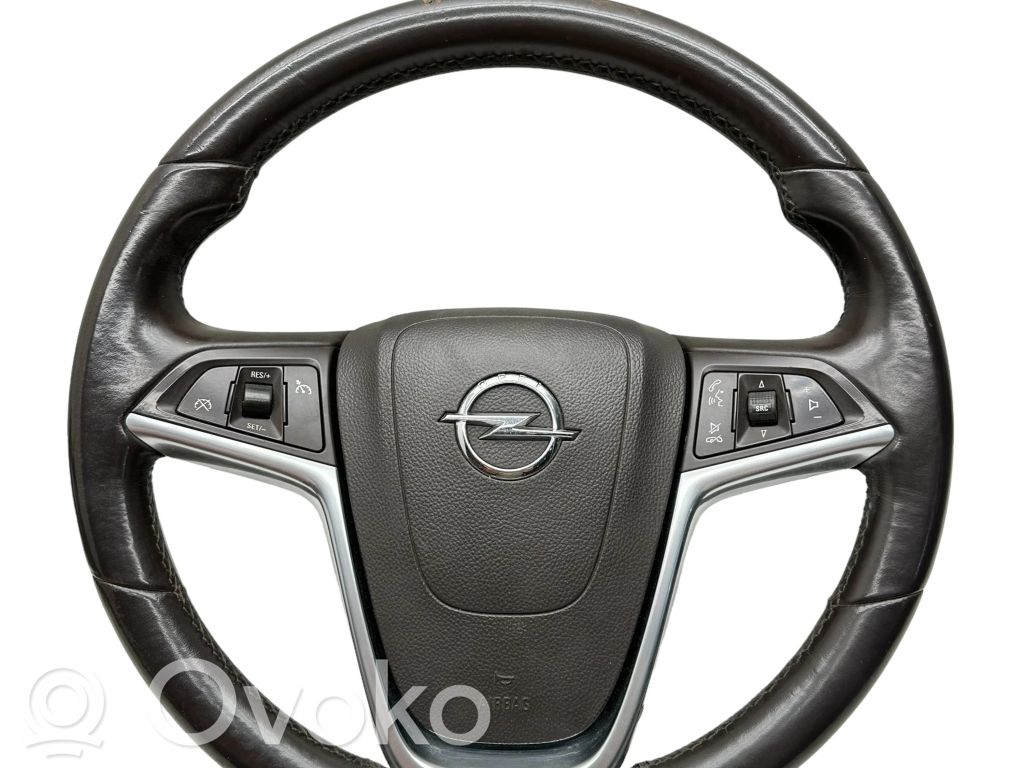 Opel Insignia A Ohjauspyörä 
