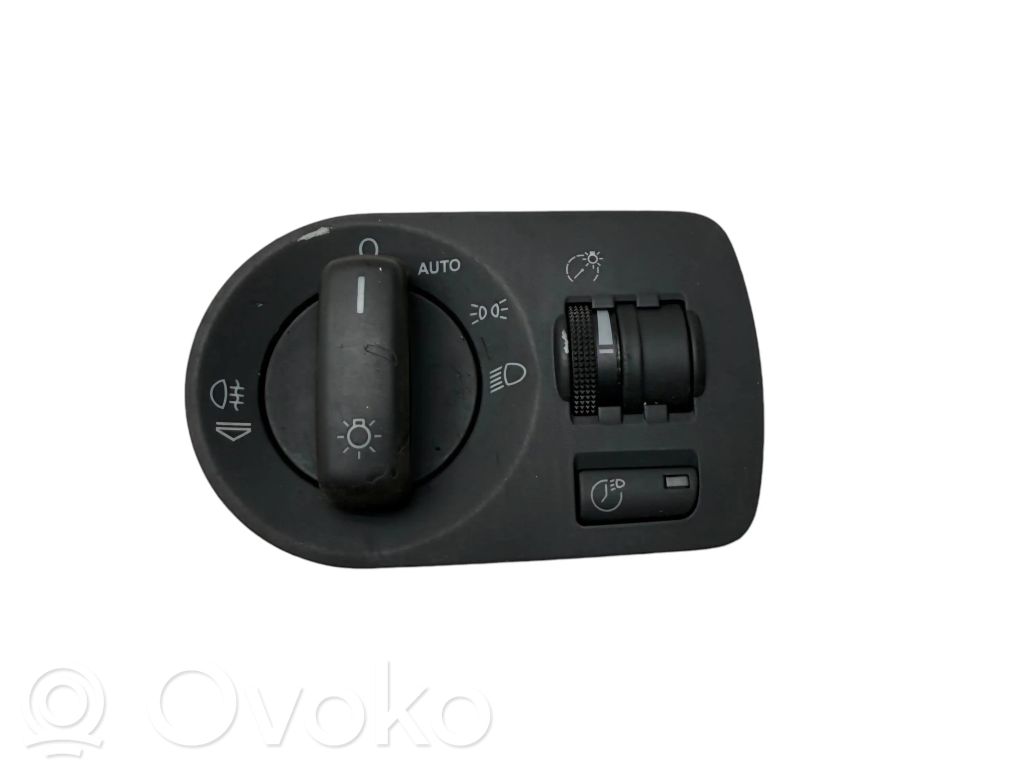 Audi A3 S3 8P Light switch 