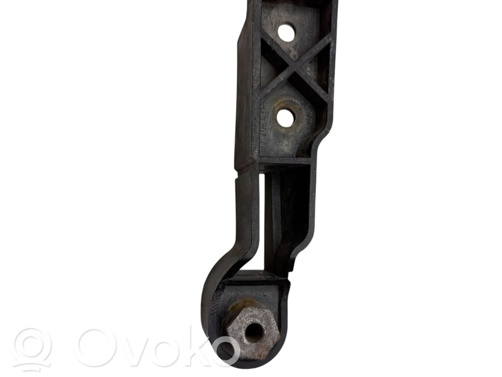 Audi A6 S6 C6 4F Front bumper mounting bracket 