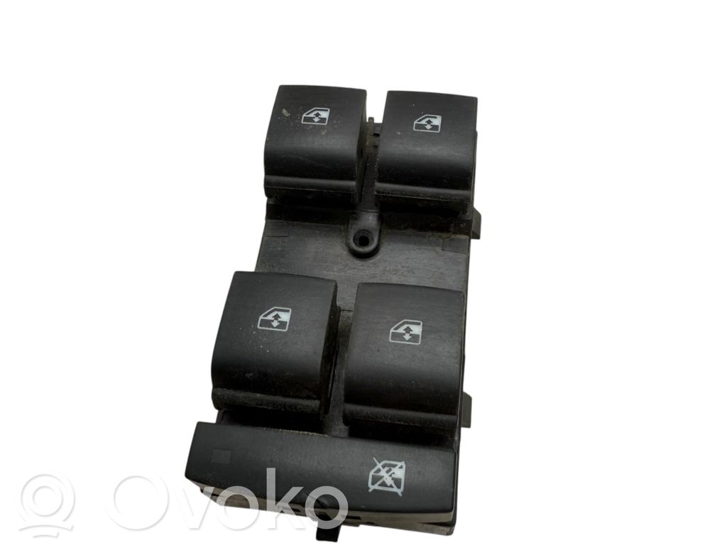 Opel Insignia A Electric window control switch 