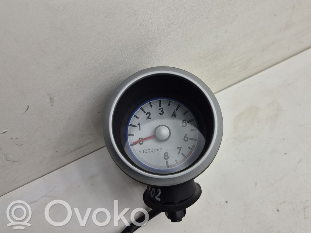 Suzuki Splash Tachometras 