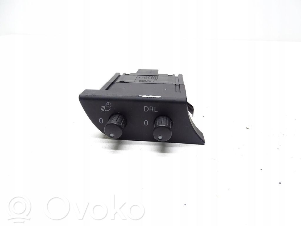 Interruptor de luz   8E2919094D