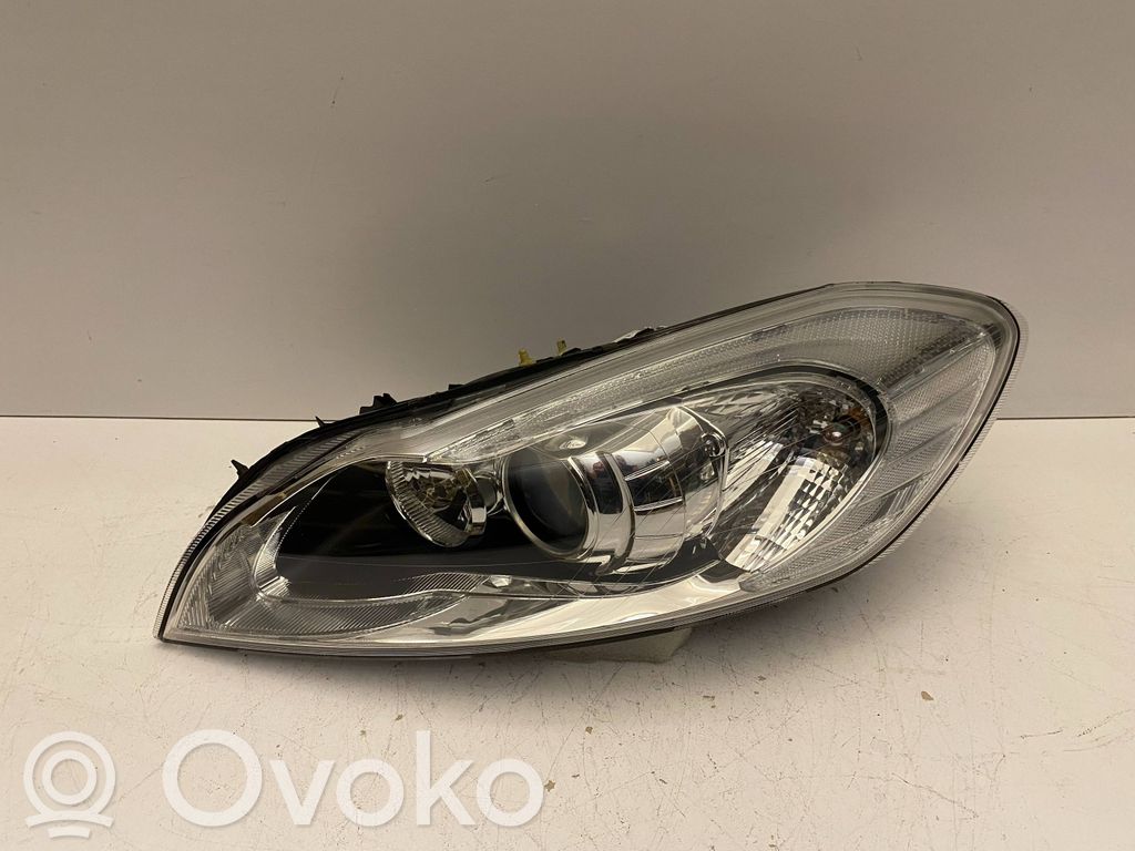 Lampa przednia   31299752,0301256281,LE08A6183