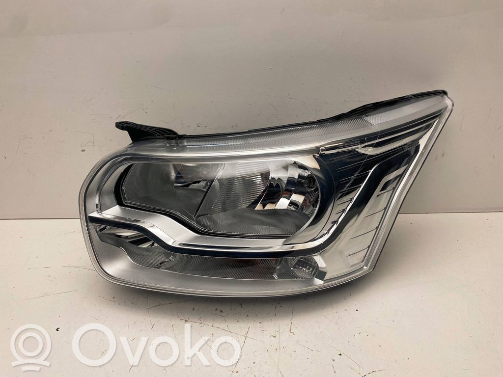 Ford Transit VII Headlight/headlamp 