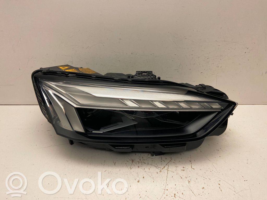 Audi A5 Headlight/headlamp 