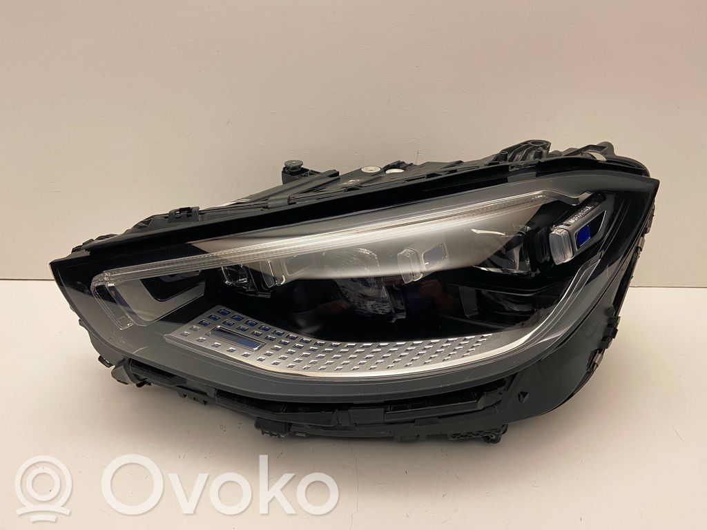 Mercedes-Benz S W223 Lampa przednia 
