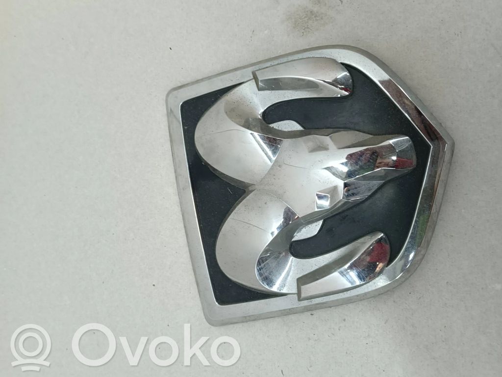 Dodge PickUp RAM SRT-10 Verkleidung Heckklappe Kofferraumdeckel 