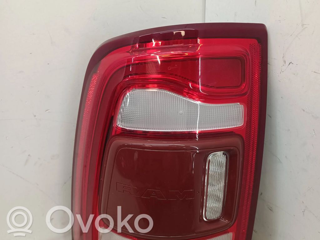 Dodge RAM Lampă spate în caroserie 