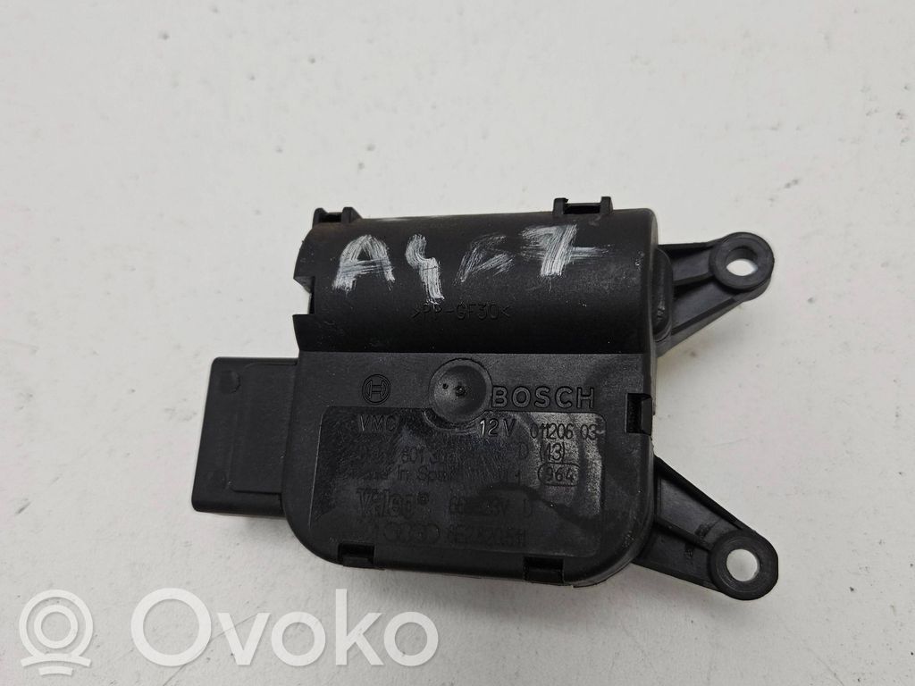 Audi A4 S4 B7 8E 8H Silniczek nagrzewnicy 