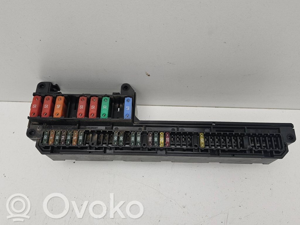 BMW 5 E60 E61 Module de fusibles 