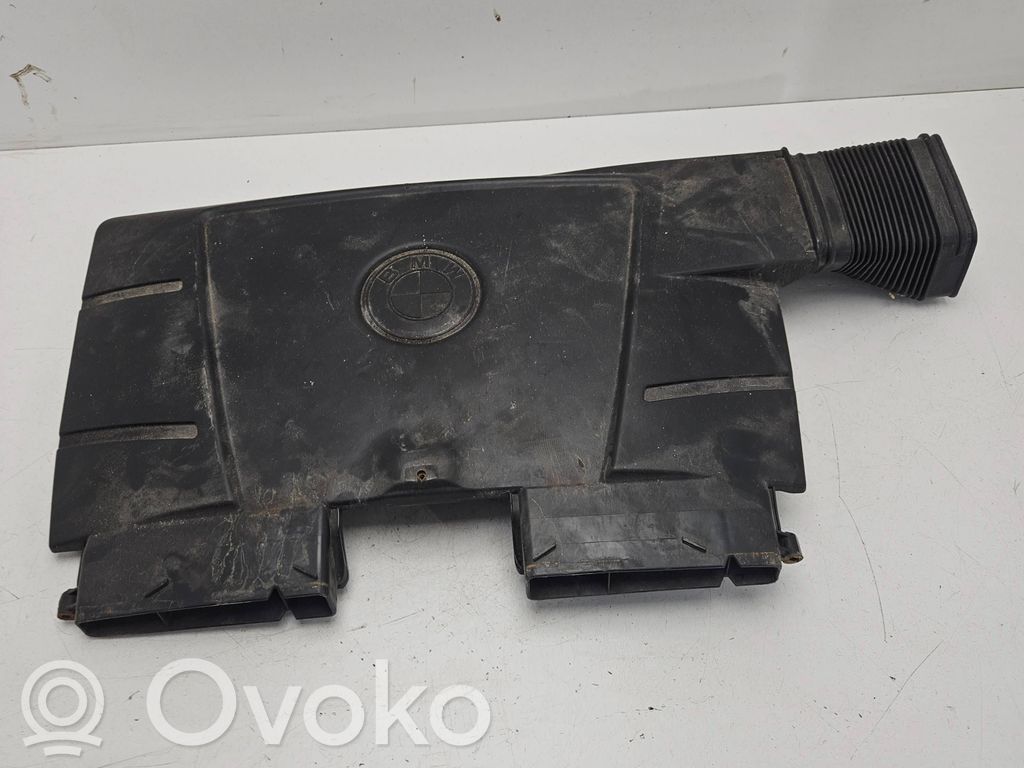BMW 3 E90 E91 Air intake duct part 