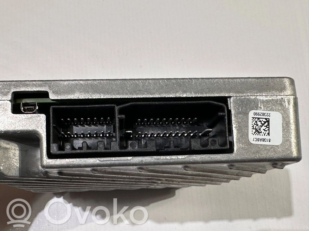 Chrysler Pacifica Sound amplifier 