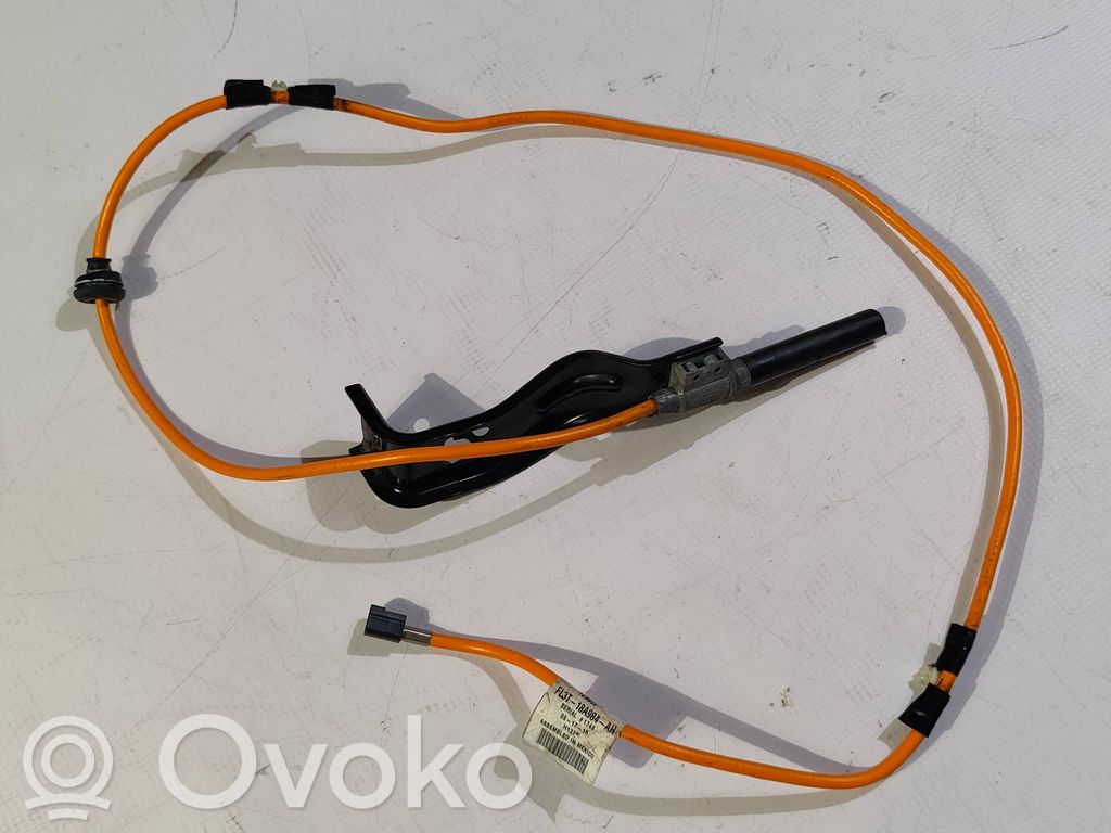 Antena radiowa   FL3T18A984AH,H137P,SERLAL
