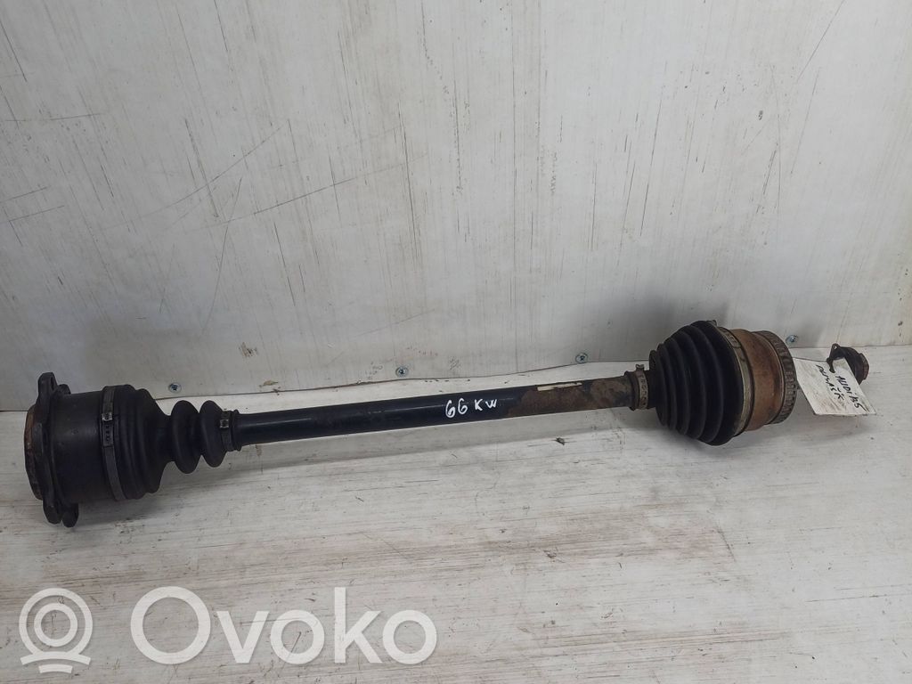 Audi A4 S4 B5 8D Etuvetoakseli 