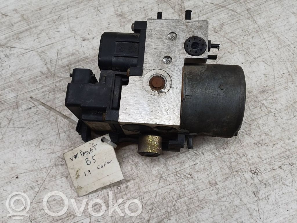 Volkswagen PASSAT B5 ABS Blokas 