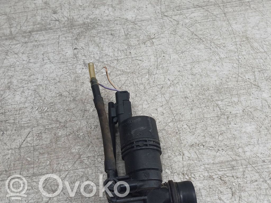 Renault Laguna II Windscreen/windshield washer pump 