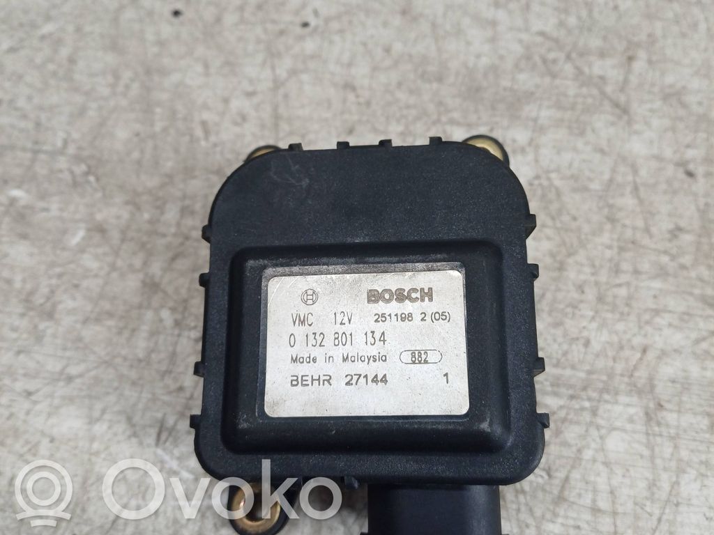 Opel Zafira A Oro sklendės varikliukas 