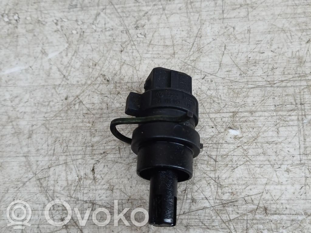 Volkswagen PASSAT B5 Intake air temperature sensor 