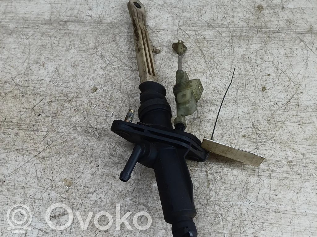 Volvo V70 Kytkimen pääsylinteri 