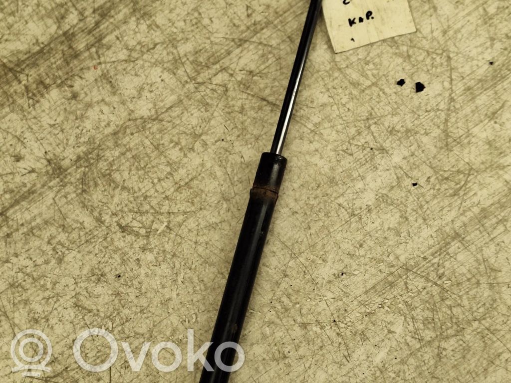 Volkswagen Caddy Siłownik maski przedniej 