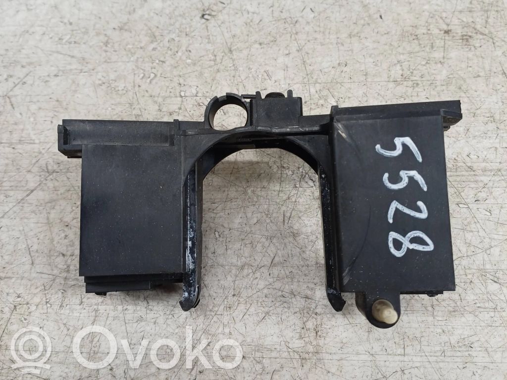 BMW 5 E39 Cita veida salona detaļa 