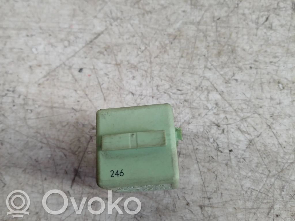 BMW 5 E39 Other relay 