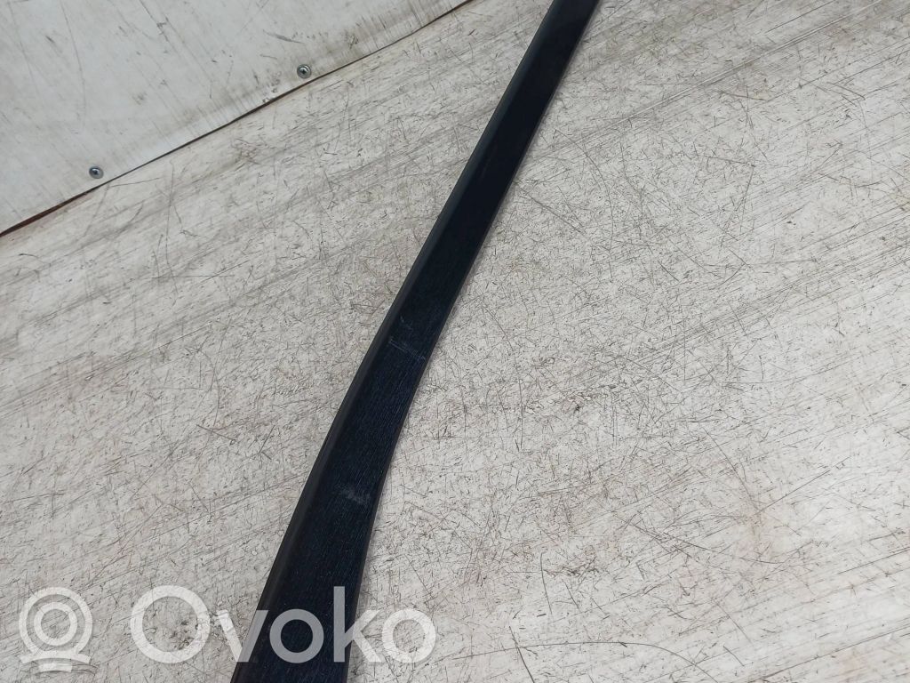 BMW 5 E39 Rivestimento del vano portaoggetti del cruscotto 