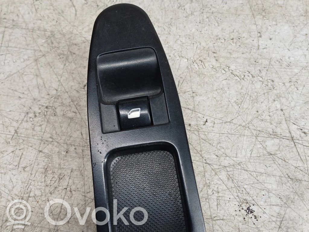 Peugeot Expert Electric window control switch 