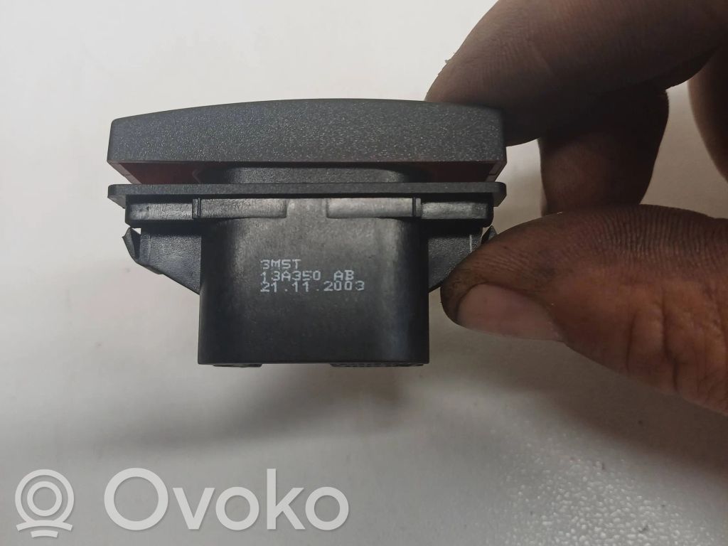 Ford Focus C-MAX Hazard light switch 