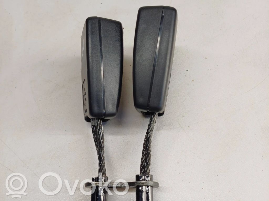Jaguar X-Type Middle seatbelt buckle (rear) 