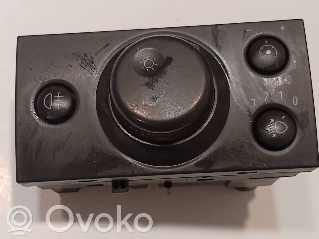 Opel Vectra C Light switch 
