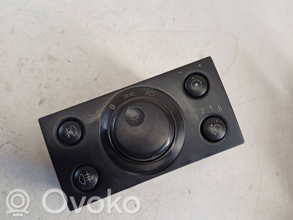 Opel Vectra C Light switch 