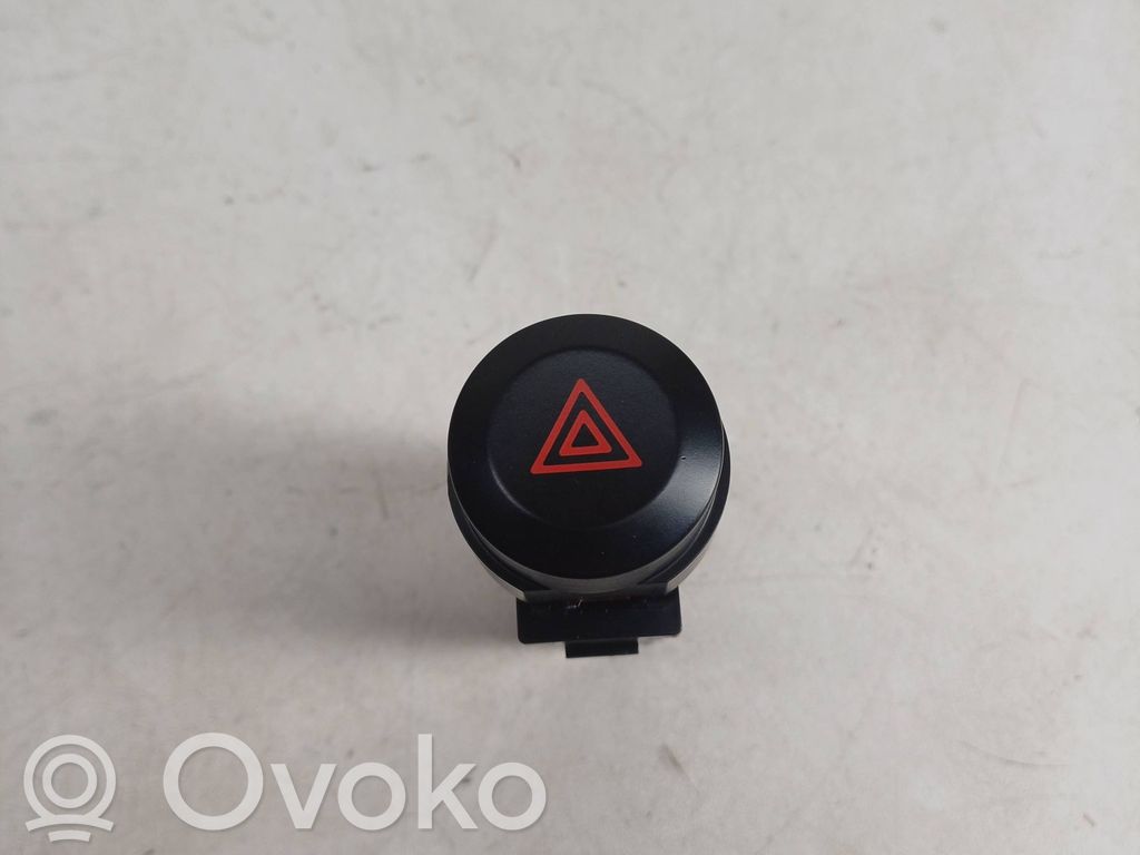KIA Sorento Hazard light switch 
